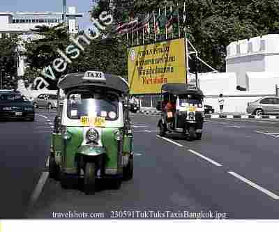 230591TukTuksTaxisBangkok.jpg